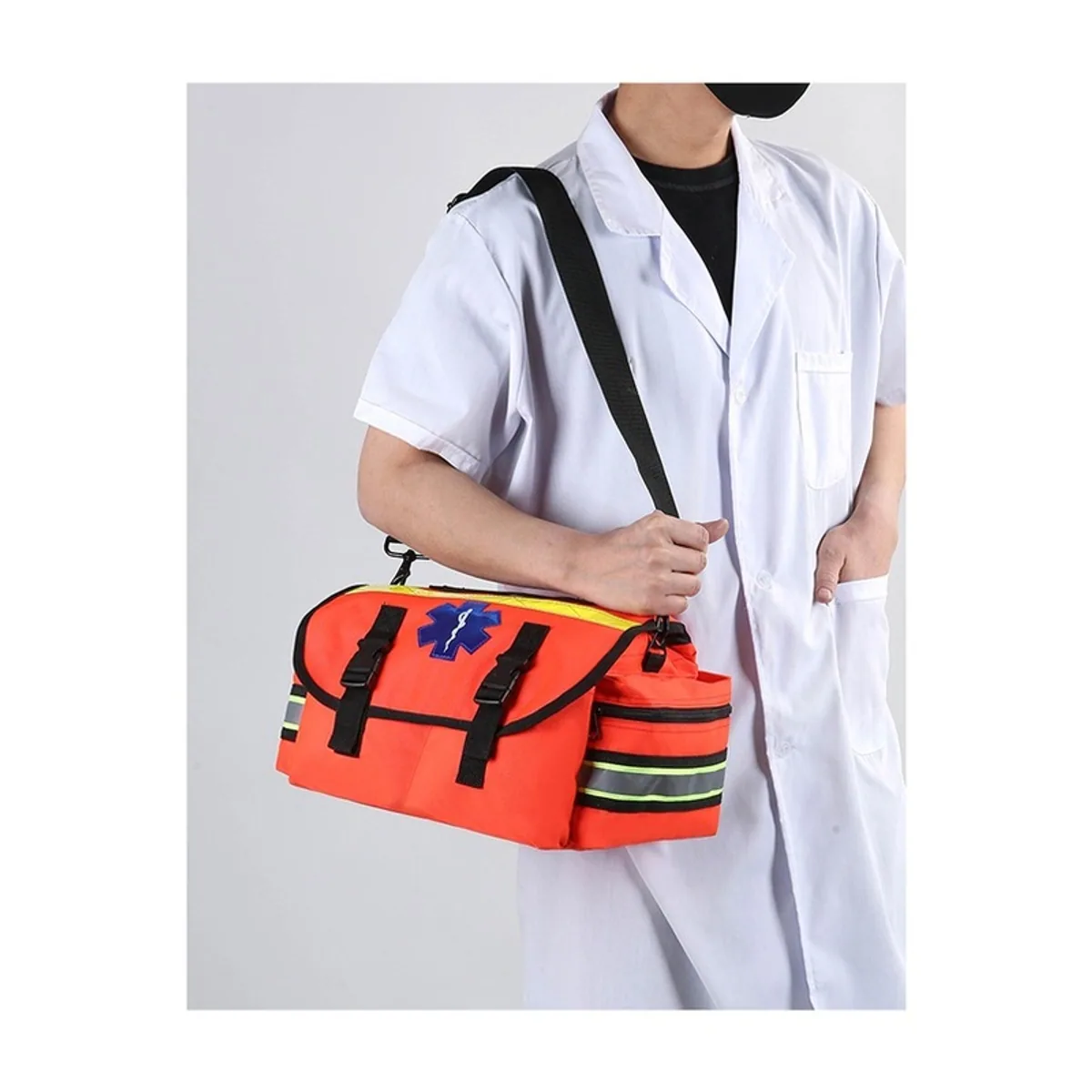 Red/Orange emergency waist bags detail view 2 - SKU 08838