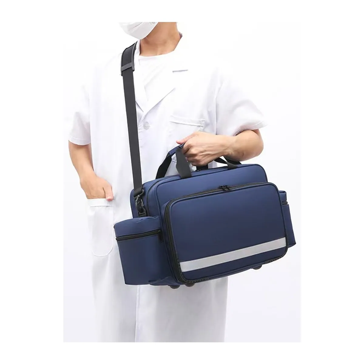 Red/Navy Blue portable first aid bags detail view 7 - SKU 08839